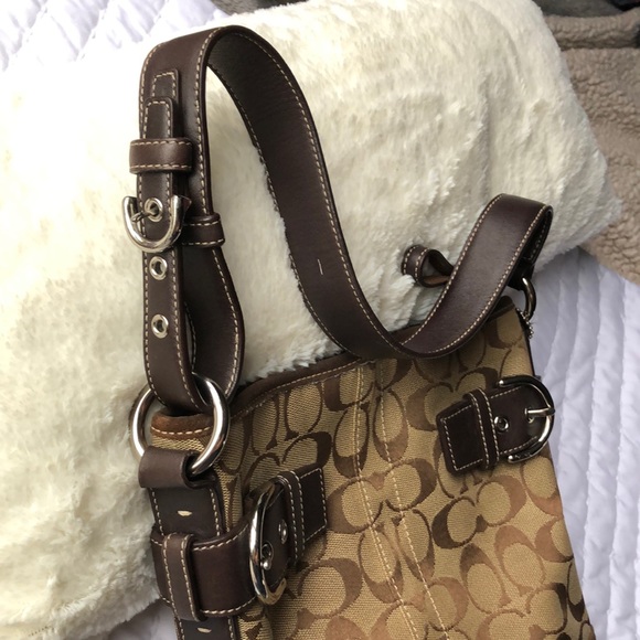 Coach purse - Picture 5 of 5